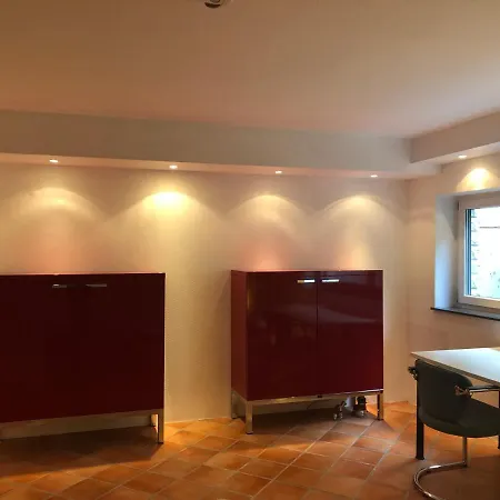 Moderne 15min International Airport Messe Düs Habitación en casa particular